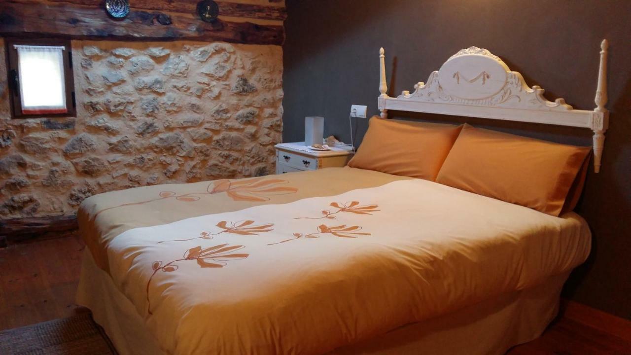 Casa Rural Calle Real Bed & Breakfast Torremocha de Ayllón Eksteriør bilde