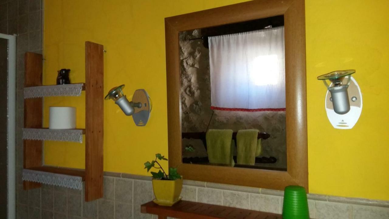 Casa Rural Calle Real Bed & Breakfast Torremocha de Ayllón Eksteriør bilde