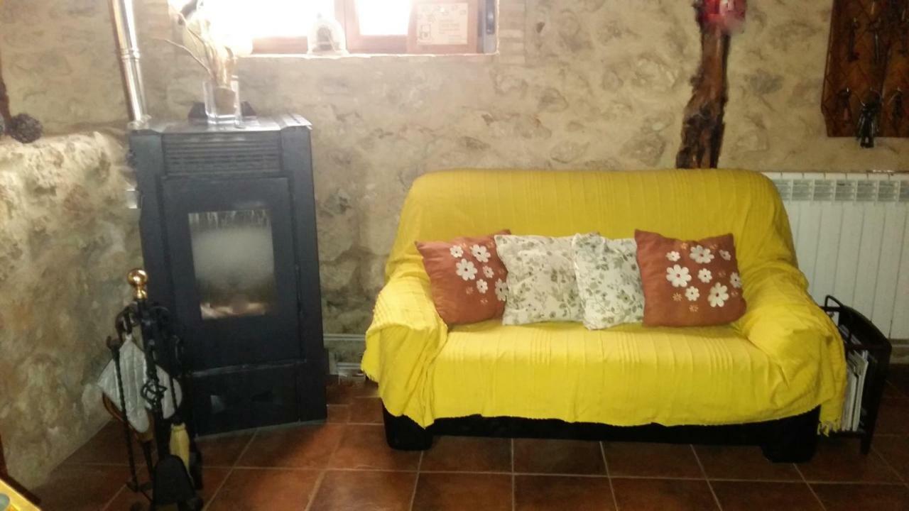 Casa Rural Calle Real Bed & Breakfast Torremocha de Ayllón Eksteriør bilde
