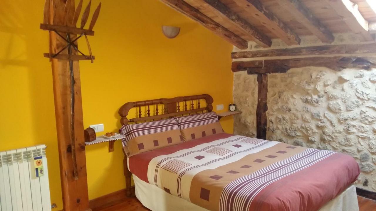 Casa Rural Calle Real Bed & Breakfast Torremocha de Ayllón Eksteriør bilde